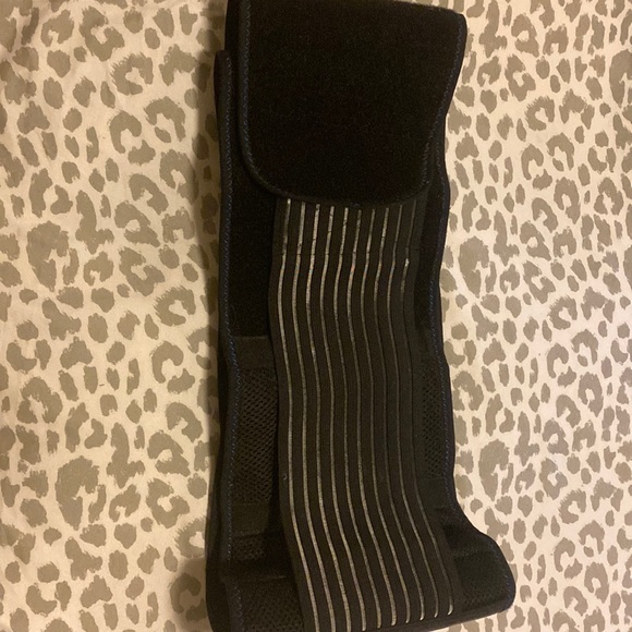 Equate deluxe back brace - Picture 1 of 2